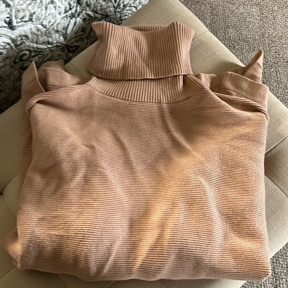 Amazon Tunic Sweater-NWOT